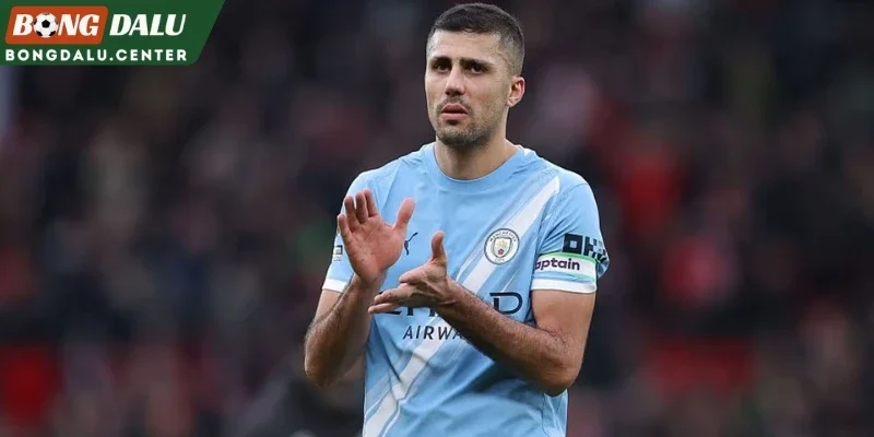 Những lý do Rodri ưu tiên Barcelona