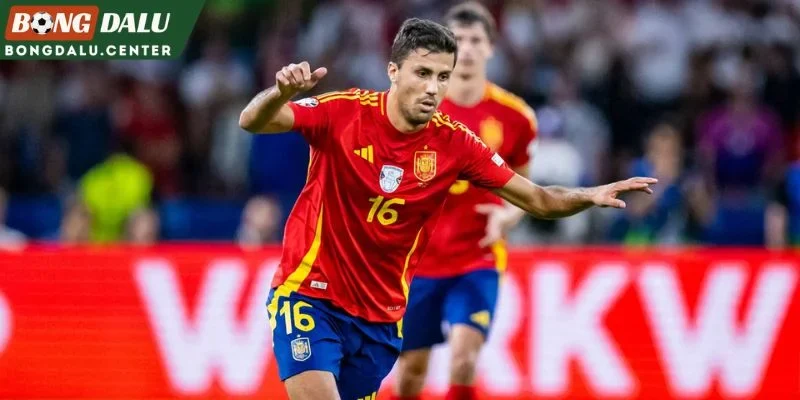 Pep Guardiola cùng Man City: Bệ phóng cho ngôi sao tuyến giữa