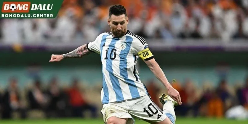 Lionel Messi gửi thông điệp chia tay xúc động