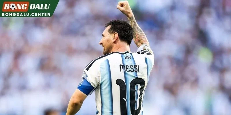 Messi chính thức chia tay đội tuyển Argentina ở tuổi 39