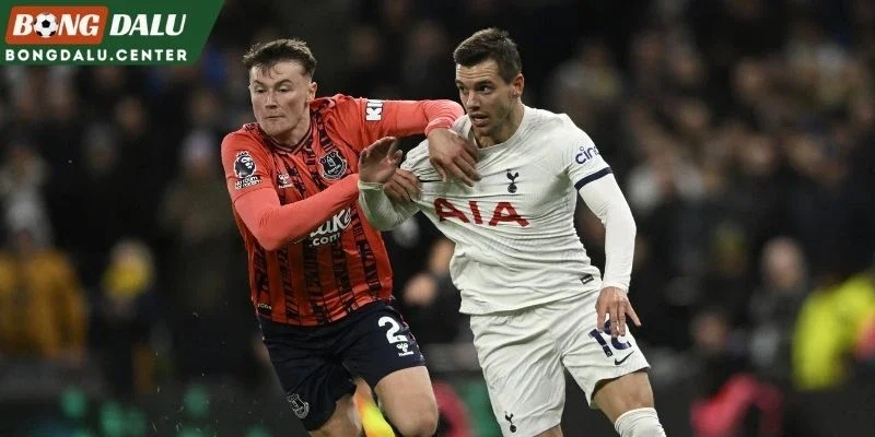 Nhìn lại màn trình diễn của Spurs và The Toffees